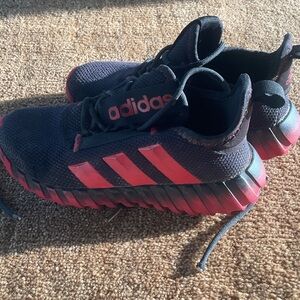 Adidas Kids Black and Pink Sneakers